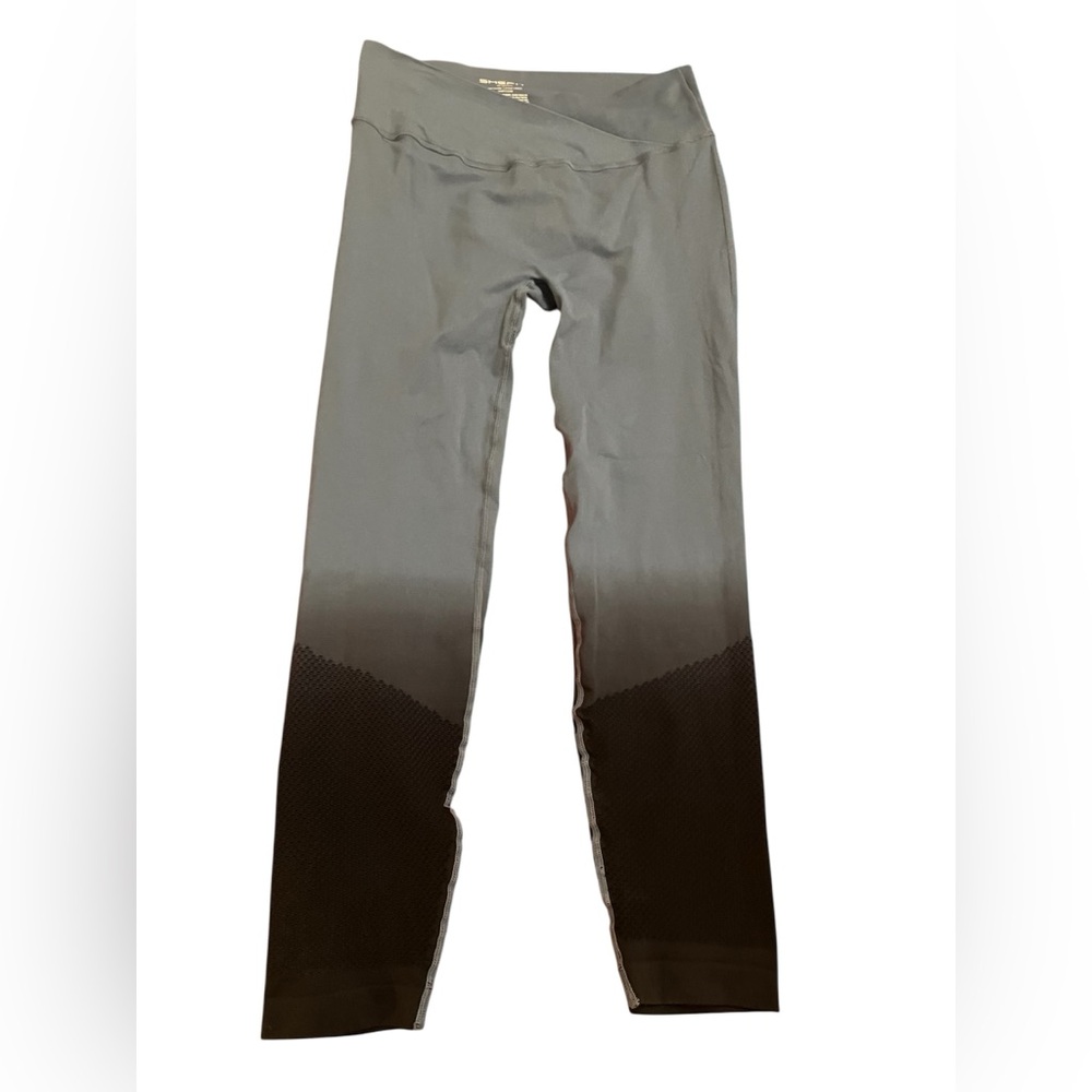 SHEFIT Gradient Leggings in Gray and Brown